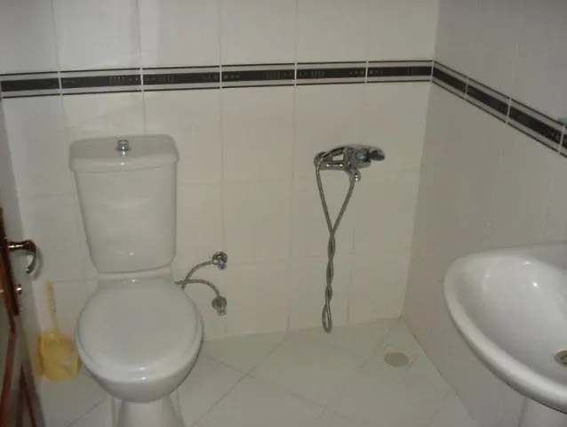 Penzion Birgi Cinaralti *