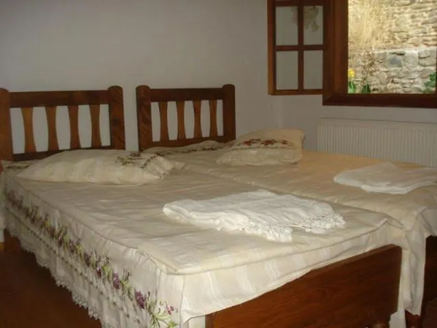 Penzion Birgi Cinaralti