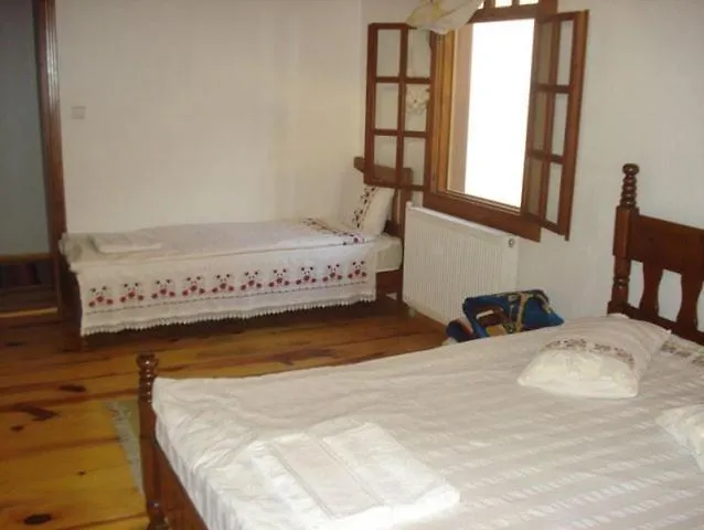 Birgi Cinaralti Maison d'hôtes